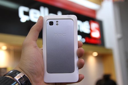 Đập hộp HTC Vivid mạng 4G tại Việt Nam ảnh 24