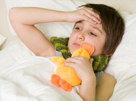 Hậu họa do cha mẹ tự làm… bác sĩ ảnh 1