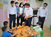 TP.HCM: Ngày đầu học sinh tiểu học và mầm non đến trường sau 9 tháng