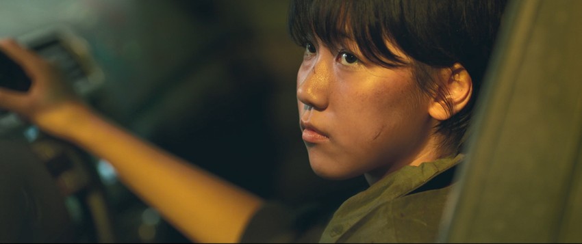 Cô bé Lee Re ghi điểm tuyệt đối qua phim bom tấn Bán đảo