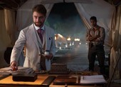 Brad Pitt xuất hiện cực phong độ đối đầu với Daniel Radcliffe?