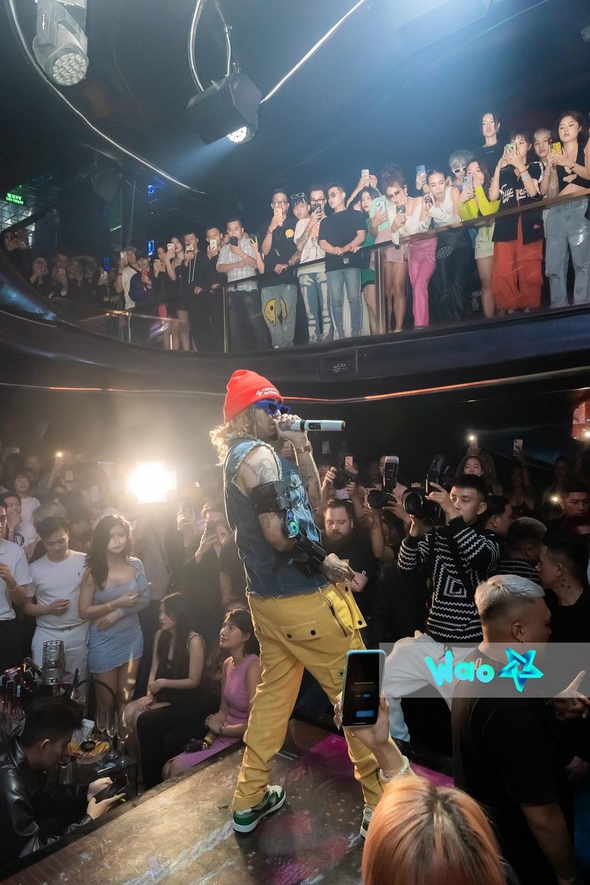 Lil Pump bị fan Trung Quốc ném đá tẩy chay vì đăng video chế nhạo người  châu Á  TinNhaccom