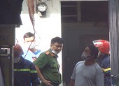 Cháy lớn đối diện UBND phường Tân Tạo, chủ nhà ngất xỉu
