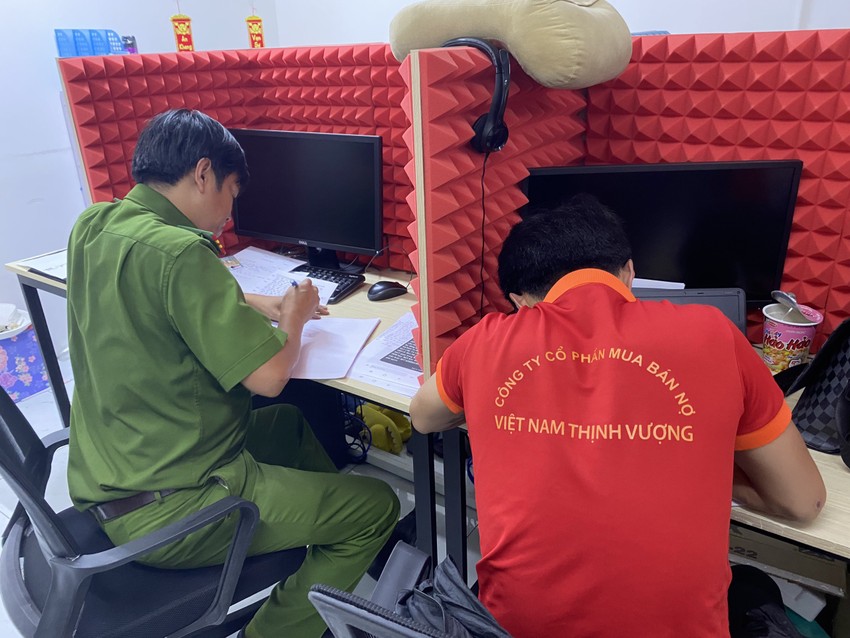 Khởi tố 14 người ở 2 công ty mua bán, đòi nợ thuê kiểu khủng bố ảnh 5