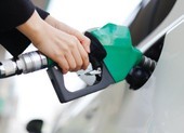 Với 500.000 đồng, có nước mua được hơn... 700 lít xăng