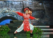 Tinh hoa hội tụ: Ca sĩ Miha gặp nhiều cám dỗ khi bước chân vào showbiz