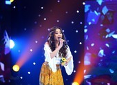 Bích Ly hát 'Đường xưa' lấy hết nước mắt của giám khảo Người kể chuyện tình