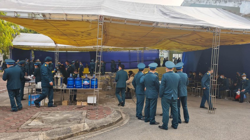 The funeral of pilot Captain Tran Ngoc Duy is held today photo 2