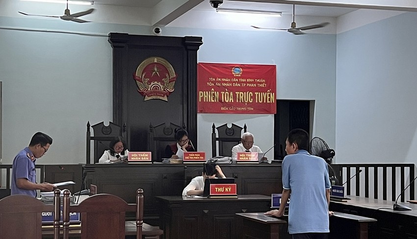 Phạt tù giám đốc tự đặt in hóa đơn giá trị gia tăng bán cho nhiều doanh nghiệp ảnh 2