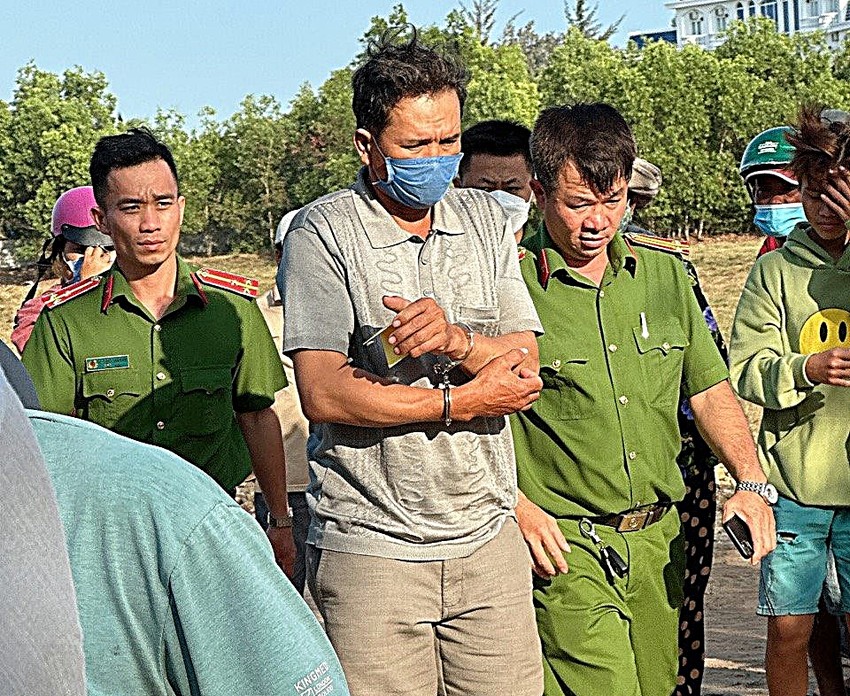 Truy tố người ghen với vợ cũ, bỏ thuốc trừ sâu xuống hồ tôm của “tình địch” ảnh 4