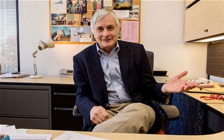 Seth Shostak, nhà thiên văn học cao cấp đến từ Viện Tìm kiếm trí thông minh ngoài trái đất SETI