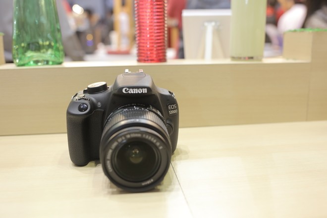 DSLR nhỏ gọn Canon 1200D về VN với giá 11,9 triệu đồng ảnh 2
