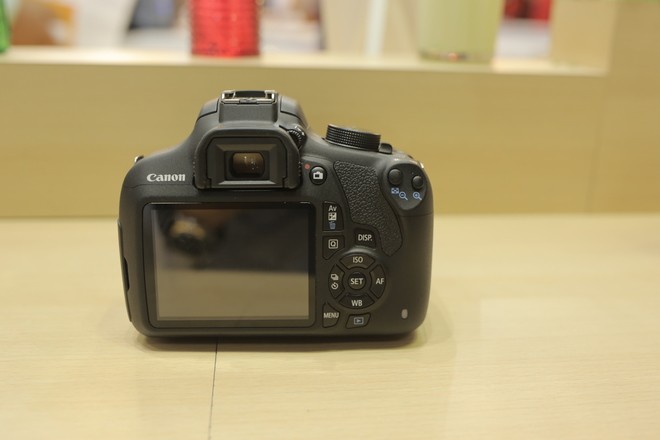 DSLR nhỏ gọn Canon 1200D về VN với giá 11,9 triệu đồng ảnh 4