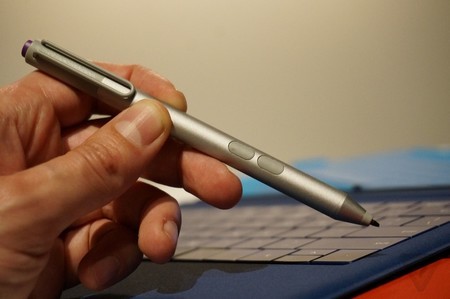 Bút stylus mới dành cho Surface Pro 3