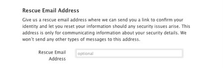 Và Email thay thế trong trường hợp quên tài khoản và email cũ