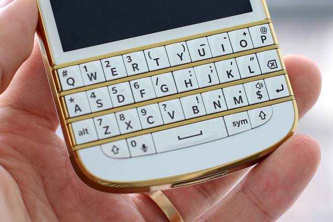 BlackBerry Q10 bản đặc biệt giá 10,9 triệu đồng ảnh 6