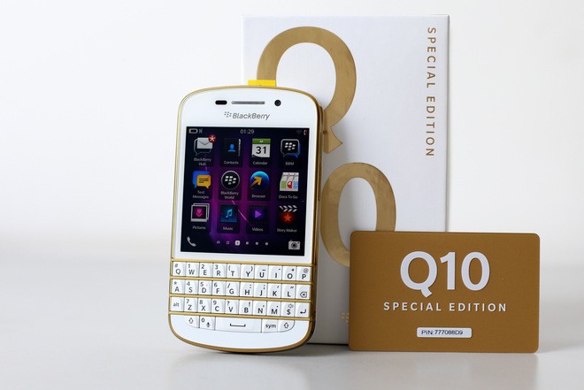 BlackBerry Q10 bản đặc biệt giá 10,9 triệu đồng ảnh 1
