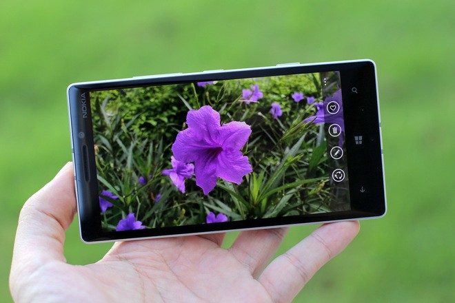 Những smartphone có màn hình đẹp nhất ảnh 3