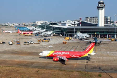 Chuyến bay VJ 8831 của VietJet Air bị chậm 10 tiếng đồng hồ, gây bức xúc cho hành khách