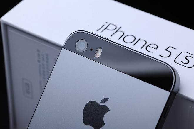 Những smartphone vỏ kim loại nổi tiếng ảnh 1