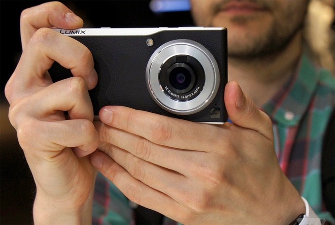 8 điện thoại có camera sau độc đáo ảnh 8