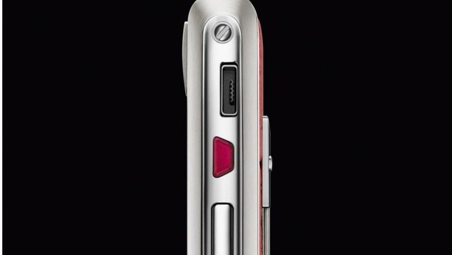 Vertu ra smartphone Android hạng sang giá 150 triệu đồng ảnh 11