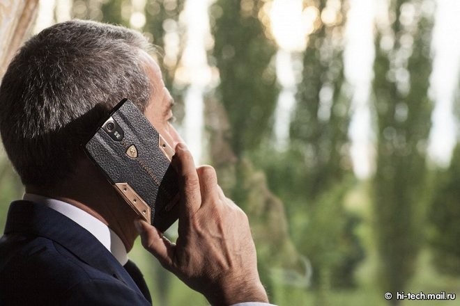 Lamborghini ra mắt smartphone Android giá 120 triệu đồng ảnh 7