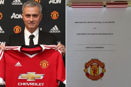 Nóng: Manchester United chính thức bổ nhiệm Mourinho