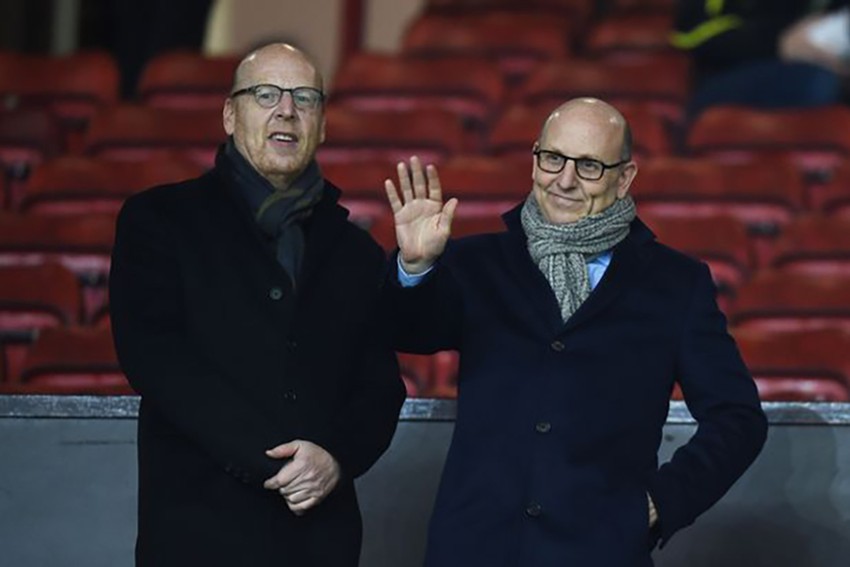 Sir Jim Ratcliffe changed his plan to buy MU before the commitment of the Glazer family