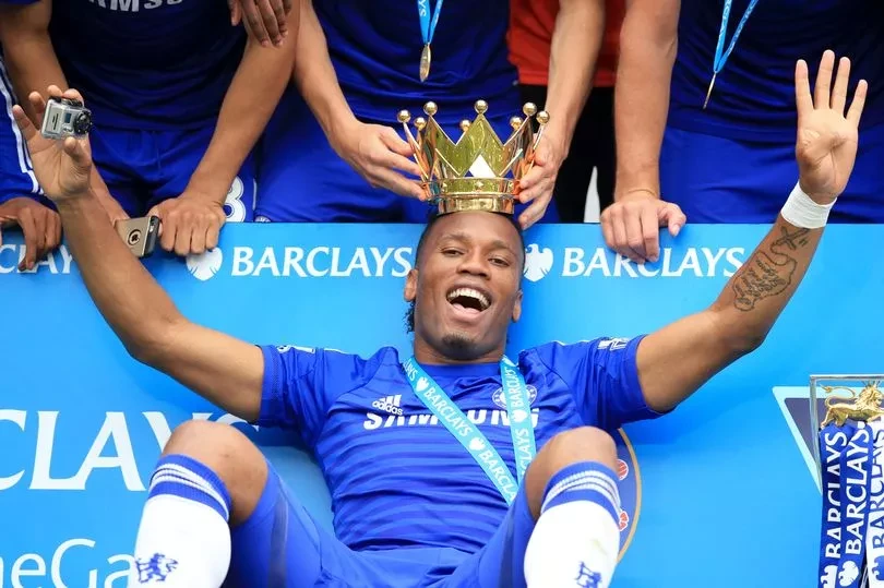Lời cầu xin 4 từ của Mourinho về chuyển nhượng khiến Sir Alex Ferguson nổi giận ảnh 2
