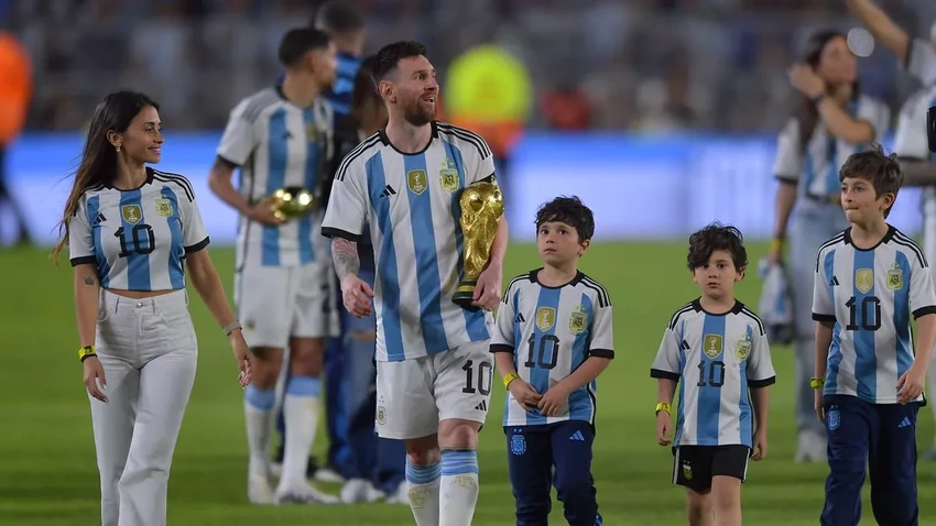 Official: After Lionel Messi, son Thiago Messi has officially joined ...