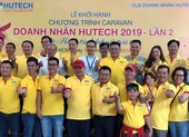 Caravan Doanh nhân HUTECH trao học bổng học sinh nghèo