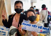 540 công nhân khó khăn về quê đón tết bằng máy bay