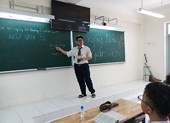 Học sinh hào hứng với 'Một ngày làm giáo viên'