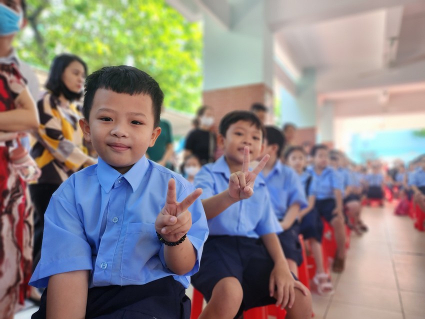Học sinh lớp 1 khóc, cười trong ngày tựu trường ảnh 3