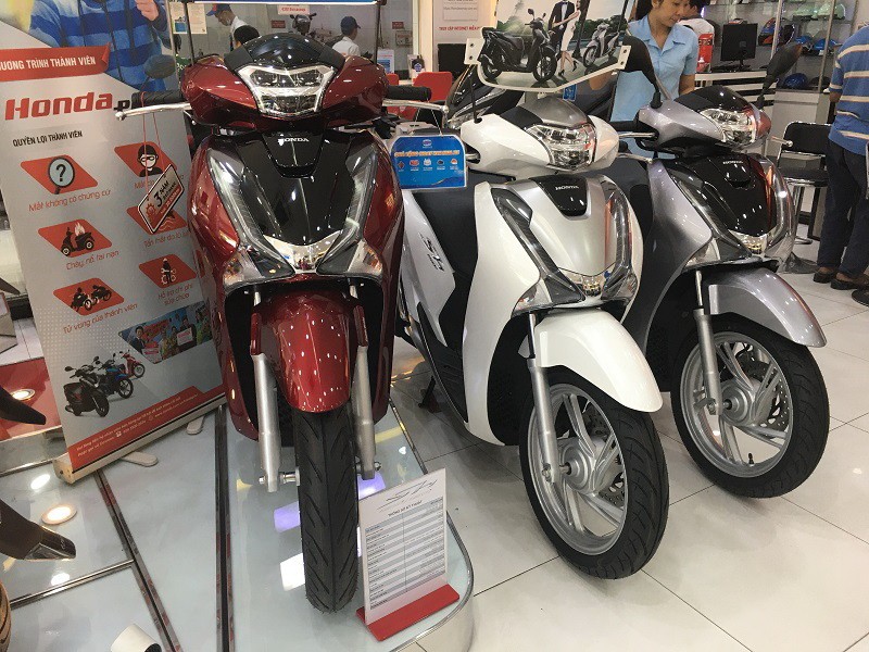 Honda SH 300i 2019 Chính Thức Về Việt Nam Sau 2 Tuần Ra Mắt Có Giá