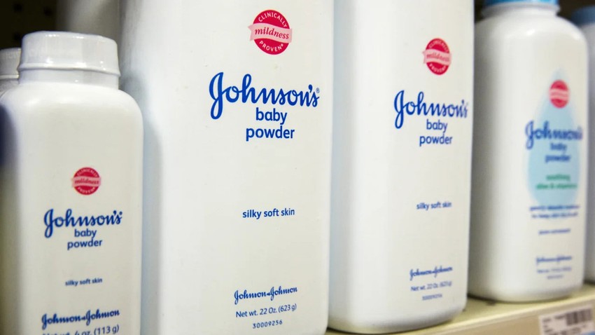 Johnson & Johnson đồng ý chi 8,9 tỉ USD dàn xếp cáo buộc phấn rôm gây ung  thư