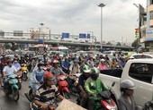 Đề xuất bật đèn xe máy cả ban ngày: Vẫn chưa thuyết phục