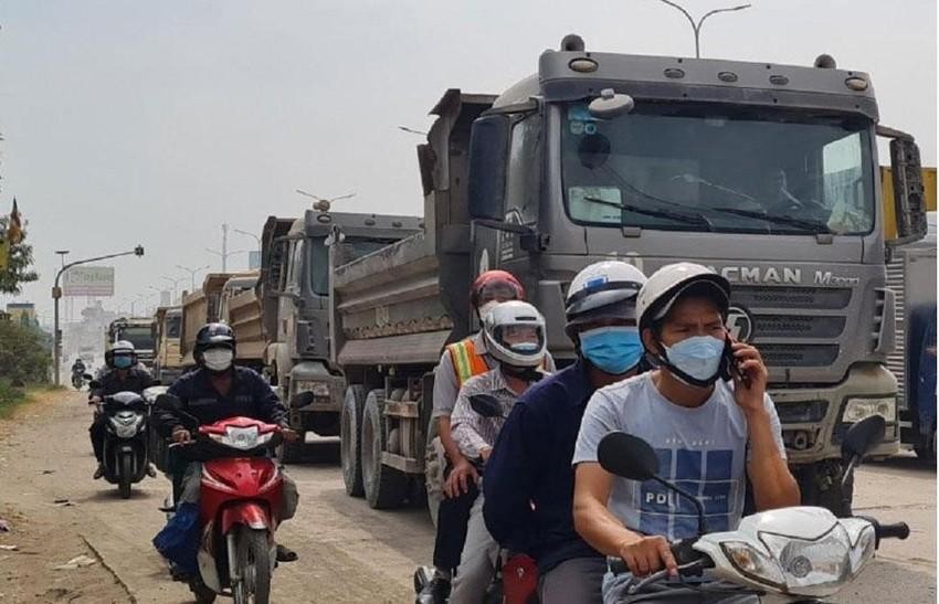 Khám phá hình ảnh về điểm đen giao thông để cùng nhau học hỏi và cải thiện tình hình giao thông tại Việt Nam. Hãy đến với chúng tôi để thấy rõ hơn về vấn đề này.