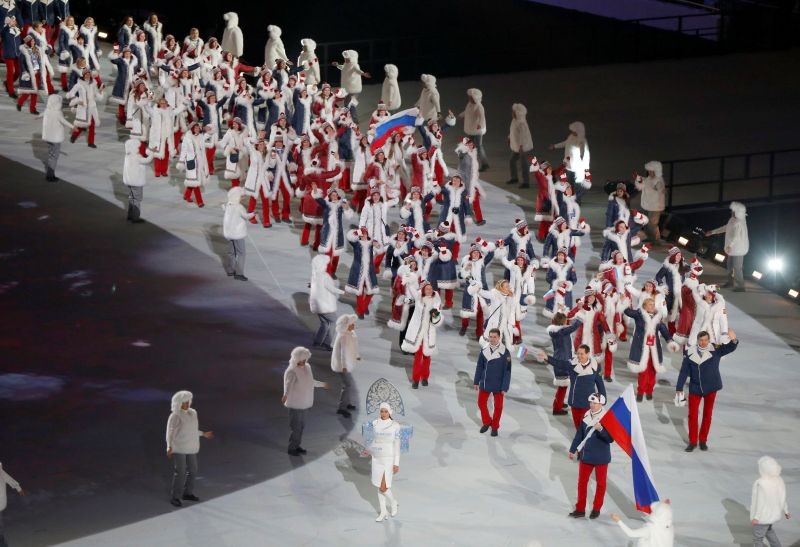 Doping Nga và ngọn cờ Olympic: Doping đã dấy lên nhiều tranh cãi đang lan rộng trong cộng đồng thể thao quốc tế, tuy nhiên ngọn cờ Olympic vẫn luôn là biểu tượng tương truyền của sự đoàn kết và hòa bình giữa các quốc gia. Hãy cùng xem lại những hình ảnh đầy ý nghĩa về ngọn cờ Olympic và cảm nhận sự đoàn kết đó.