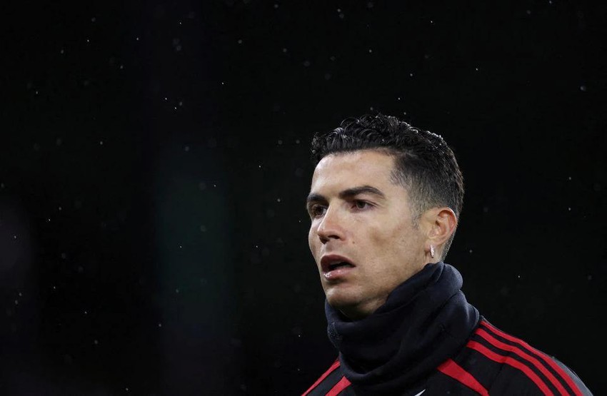 Ronaldo: Xem hình ảnh Ronaldo - ngôi sao bóng đá hàng đầu thế giới, anh chàng có khả năng xoay người và sút bóng xuất sắc. Anh là một trong những cầu thủ vĩ đại nhất trong lịch sử bóng đá và không ai có thể bỏ qua cơ hội được chiêm ngưỡng những pha bóng của Ronaldo.