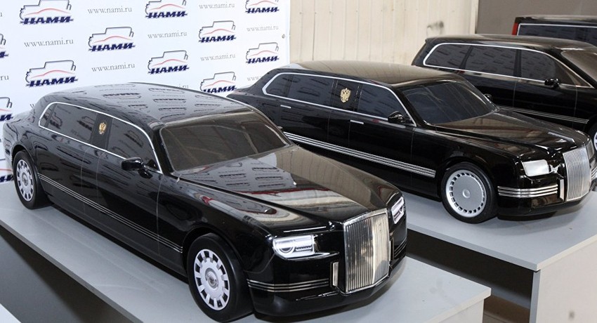 Xe limousine \'khủng\' của chúng tôi sẽ khiến bất cứ ai cũng phải trầm trồ kinh ngạc! Với không gian rộng rãi, thiết kế độc đáo và nội thất tiện nghi, bạn sẽ có một trải nghiệm hoàn toàn mới lạ. Hãy đến và cảm nhận sự khác biệt!