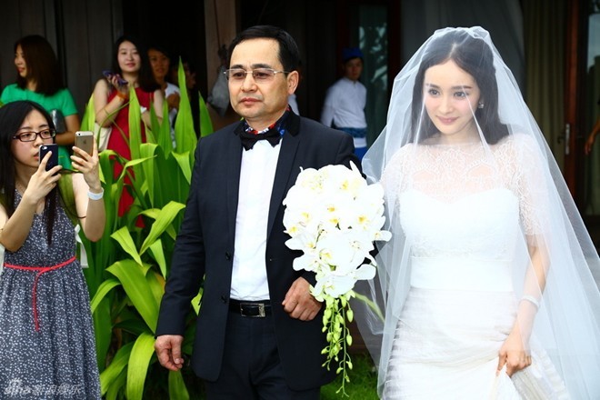 Ảnh cưới tuyệt đẹp của Dương Mịch - Lưu Khải Uy
