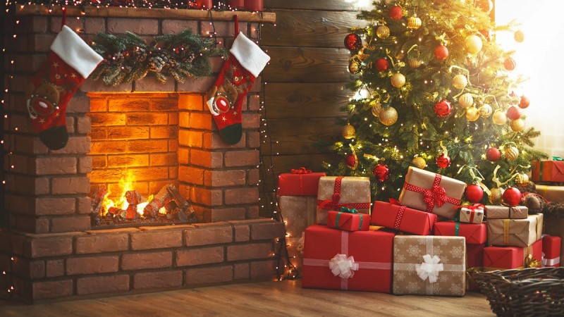 Không gì thích hợp hơn ca khúc Giáng Sinh để tạo không khí ngày lễ rộn ràng hơn. Hãy xem hình ảnh để tìm hiểu những ca khúc Giáng Sinh hot nhất năm nay và thưởng thức âm nhạc thật sự đặc biệt.